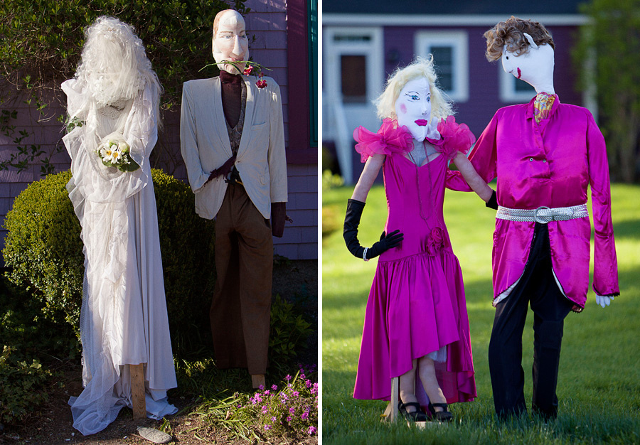 couples of scarecrows